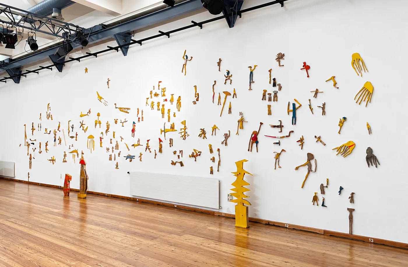 Detail view of the wall installation The First 5000 Years, Version 4 by Ernst Koslitsch, TRANSFER, Kulturforum Laßnitzhaus, Deutschlandsberg